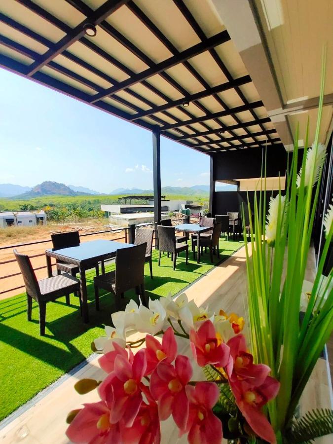 Belong Boutique Luxury Hotel Ban Wang Khon Esterno foto